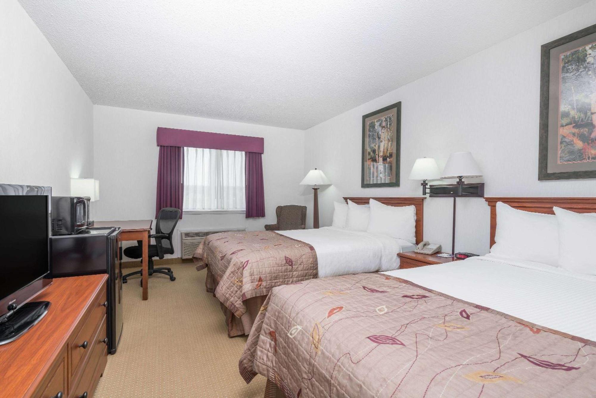 Baymont By Wyndham Marshfield Hotel Kültér fotó